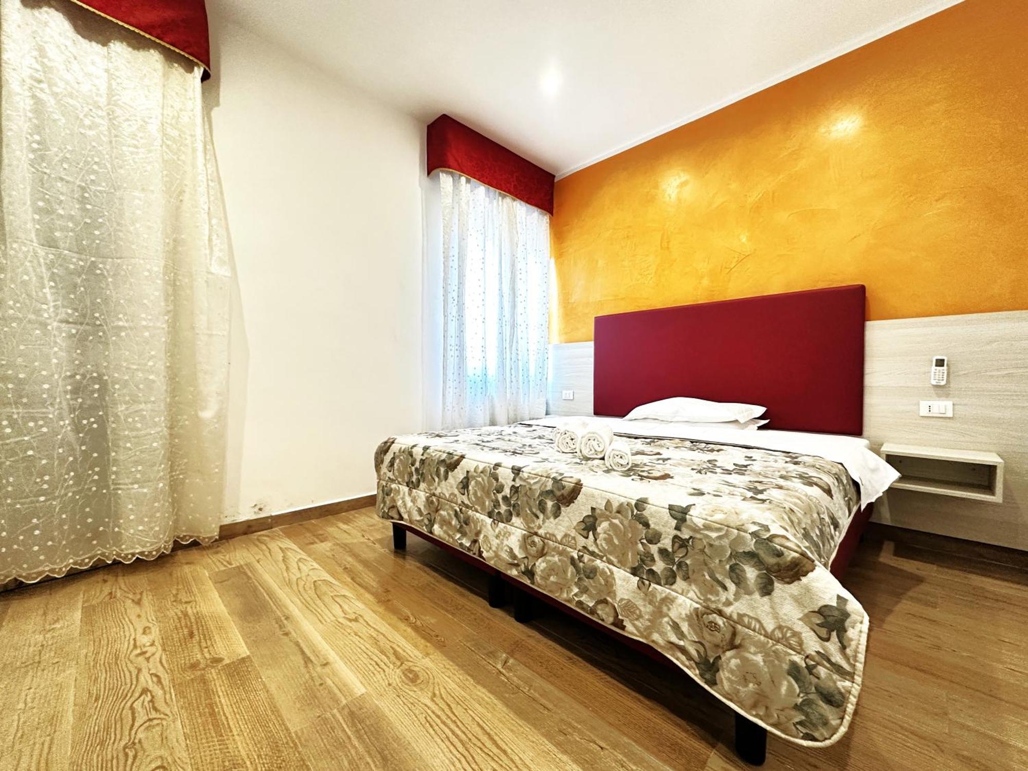 Vacation Venice Rooms เมสเตร ภายนอก รูปภาพ