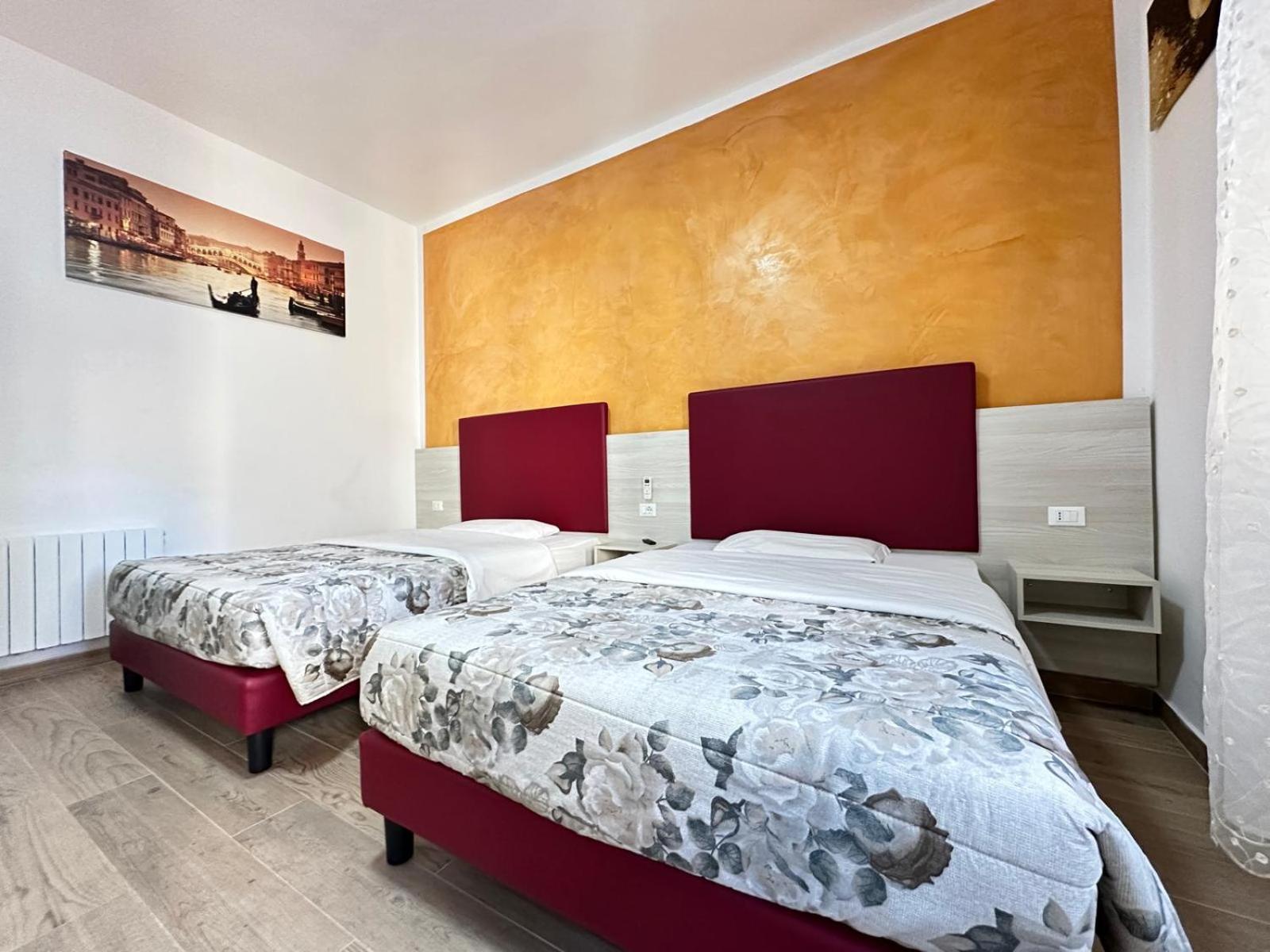 Vacation Venice Rooms เมสเตร ภายนอก รูปภาพ