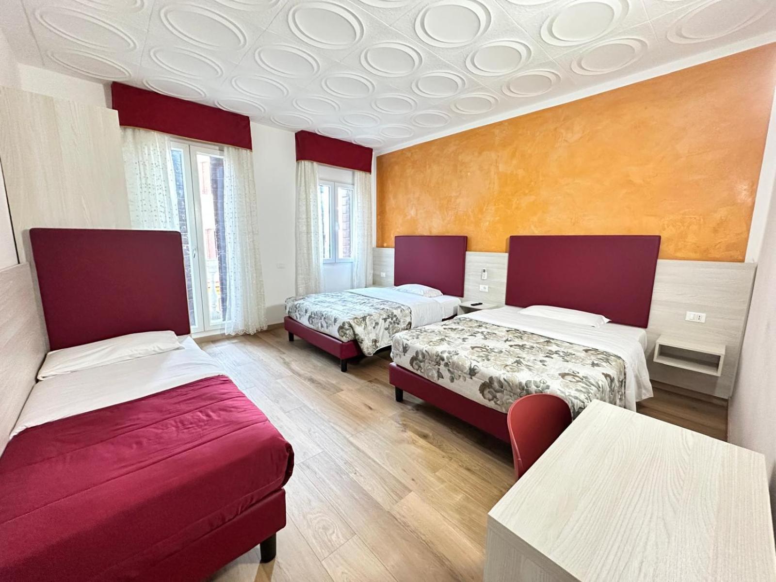Vacation Venice Rooms เมสเตร ภายนอก รูปภาพ