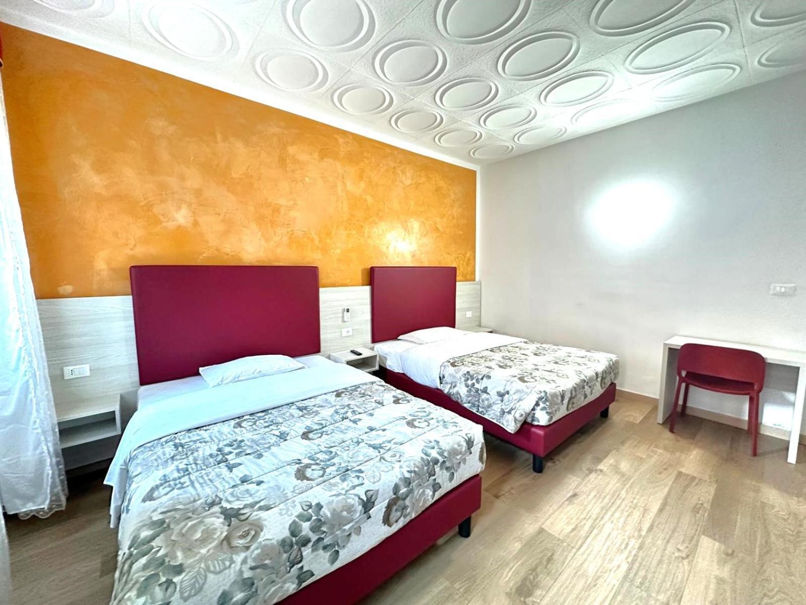 Vacation Venice Rooms เมสเตร ภายนอก รูปภาพ