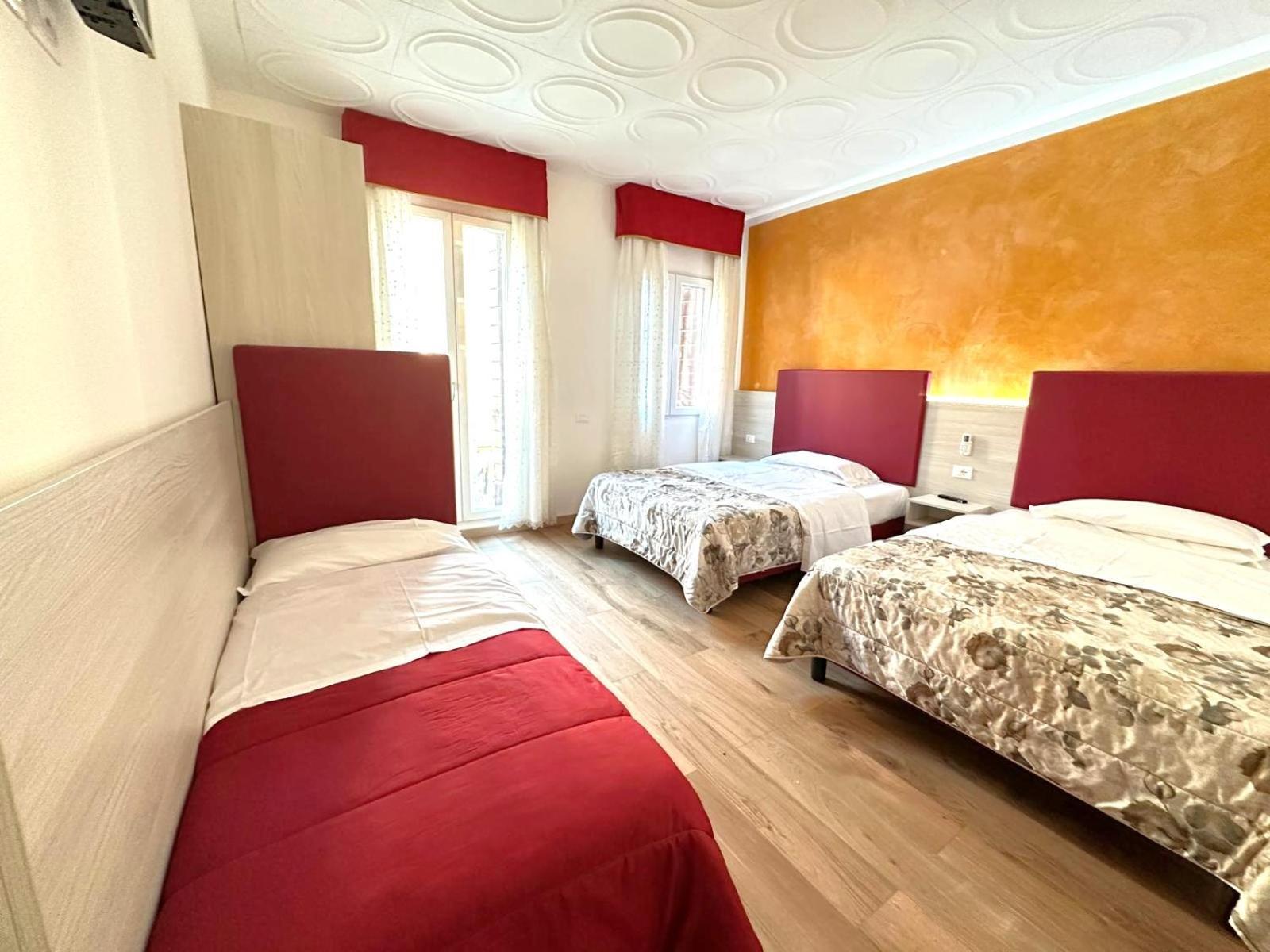 Vacation Venice Rooms เมสเตร ภายนอก รูปภาพ