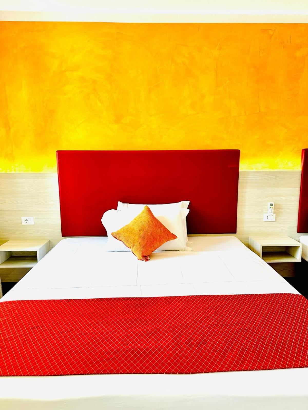 Vacation Venice Rooms เมสเตร ภายนอก รูปภาพ